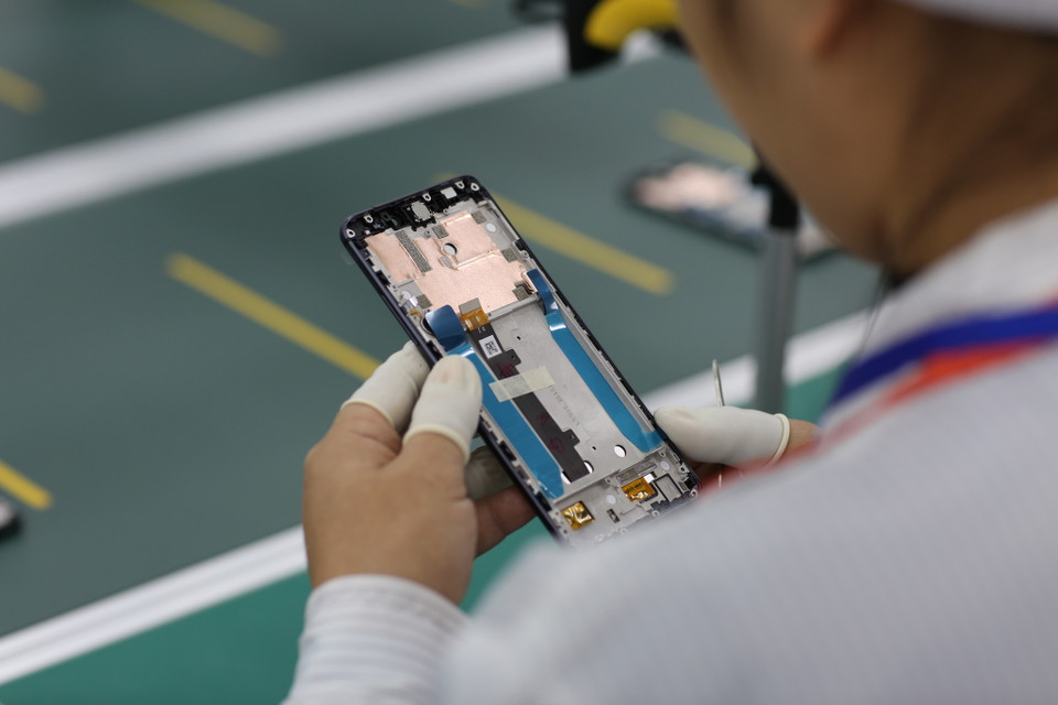 Bốn dòng điện thoại của VinSmart được kỳ vọng sẽ nhanh chóng chiếm lĩnh được thị phần điện thoại tại thị trường Việt Nam. (Ảnh: Sơn Hiền/Vietnam+)