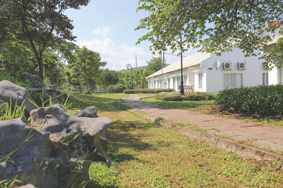 Điểm đánh giá môi trường làm việc là nơi tốt cho sức khỏe của TH là 4,54/5, trung bình là 3,7. Điểm về doanh nghiệp đặt con người lên trên lợi nhuận của TH là 4,3/5, cao hơn so với trung bình là 3,69…(Ảnh: Tập đoàn TH)