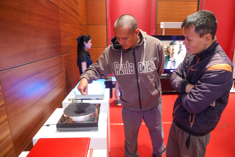 Đây cũng là sự kiện về các thiết bị âm thanh, hình ảnh lớn nhất trong năm tại Hà Nội. (Ảnh: Minh Sơn/Vietnam+)