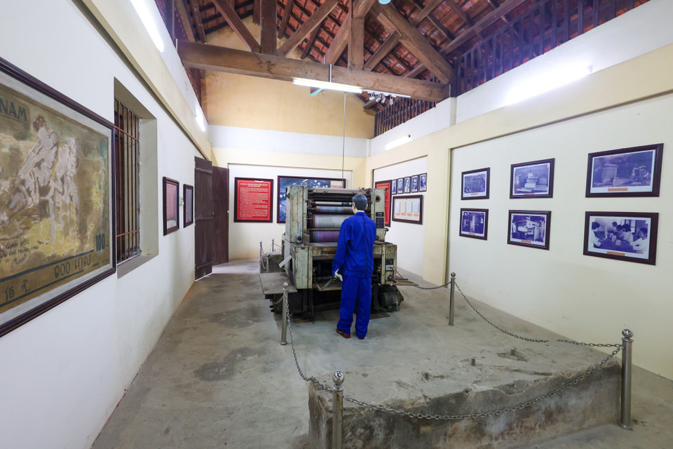 Chiếc máy in tiền do nhà tư sản yêu nước Đỗ Đình Thiện mua của thực dân Pháp rồi hiến tặng cho Chính phủ Việt Nam Dân chủ Cộng hòa. (Ảnh: Minh Sơn/Vietnam+)