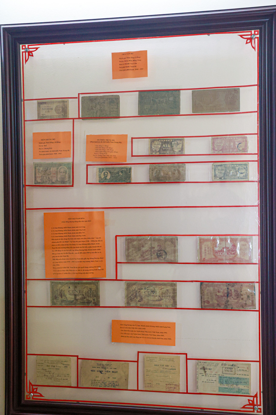 Khu di tích Nhà máy in tiền từ lâu trở thành “địa chỉ đỏ” niềm tự hào về truyền thống Cách mạng về ý thức tự lực, tự cường, lòng yêu quê hương, đất nước. (Ảnh: Minh Sơn/Vietnam+)