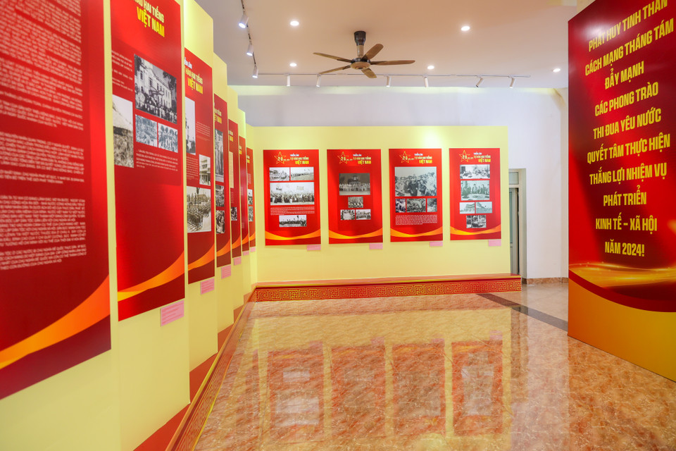 Triển lãm diễn ra đến hết ngày 4/9/2024 tại Nhà Triển lãm 93 Đinh Tiên Hoàng, Hoàn Kiếm, Hà Nội. (Ảnh: Minh Sơn/Vietnam+)