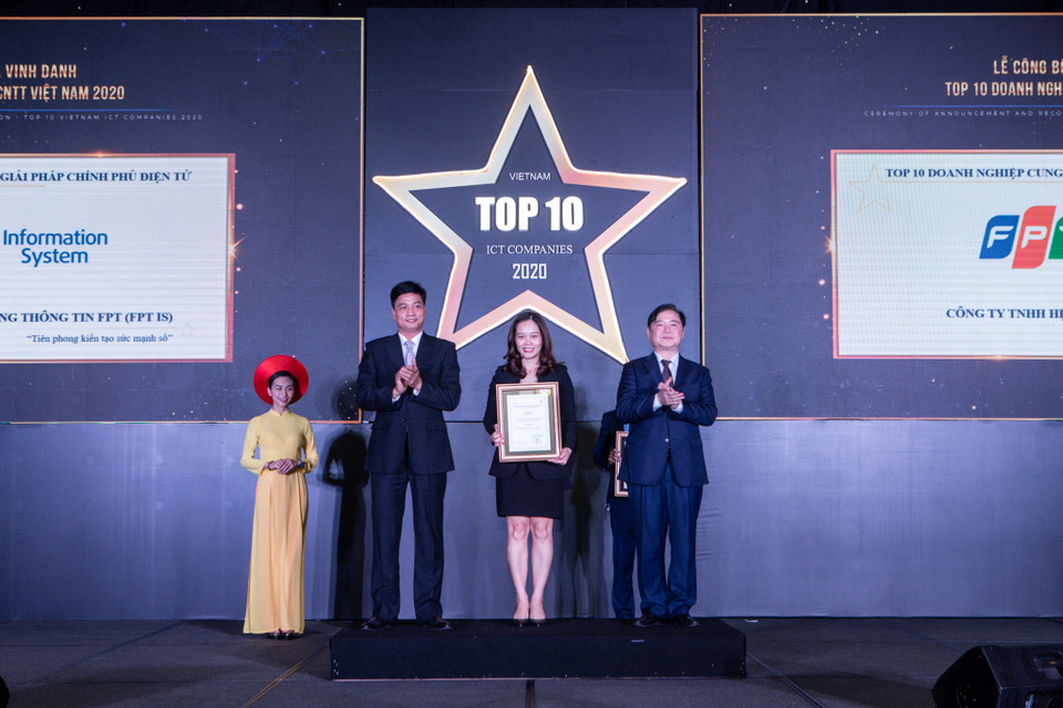 Chương trình TOP 10 Doanh nghiệp công nghệ thông tin Việt Nam 2020 đang đồng hành cùng Chính phủ, lựa chọn ra những doanh nghiệp hàng đầu, có năng lực, có uy tín, làm hạt nhân để đẩy nhanh kinh tế số tại Việt Nam. (Ảnh: PV/Vietnam+)