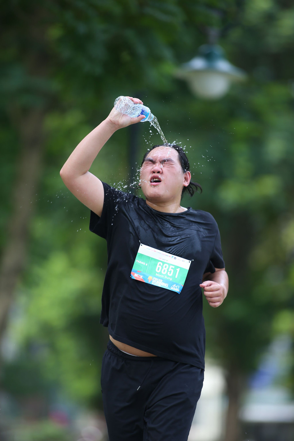 Những phóng viên, nhà báo sẽ lựa chọn thử thách tham gia chinh phục các cự ly 6km hoặc 12km vòng quanh công viên Thống Nhất. (Ảnh: Minh Sơn/Vietnam+)