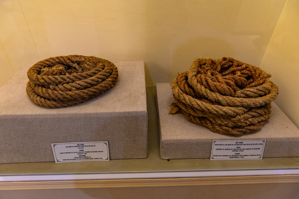 Dây chão kéo pháo, phương tiện thô sơ nhưng làm nên một thế trận có một không hai của quân và dân Việt Nam trong chiến dịch Điện Biên Phủ. (Ảnh: Minh Sơn/Vietnam+)