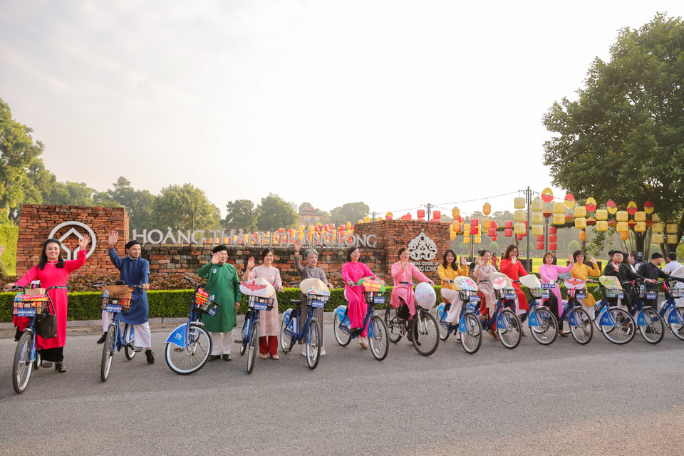 Sự kiện được tổ chức nhân kỷ niệm 78 năm Cách mạng Tháng Tám và Quốc khánh 02/9/2023. (Ảnh: Minh Sơn/Vietnam+)