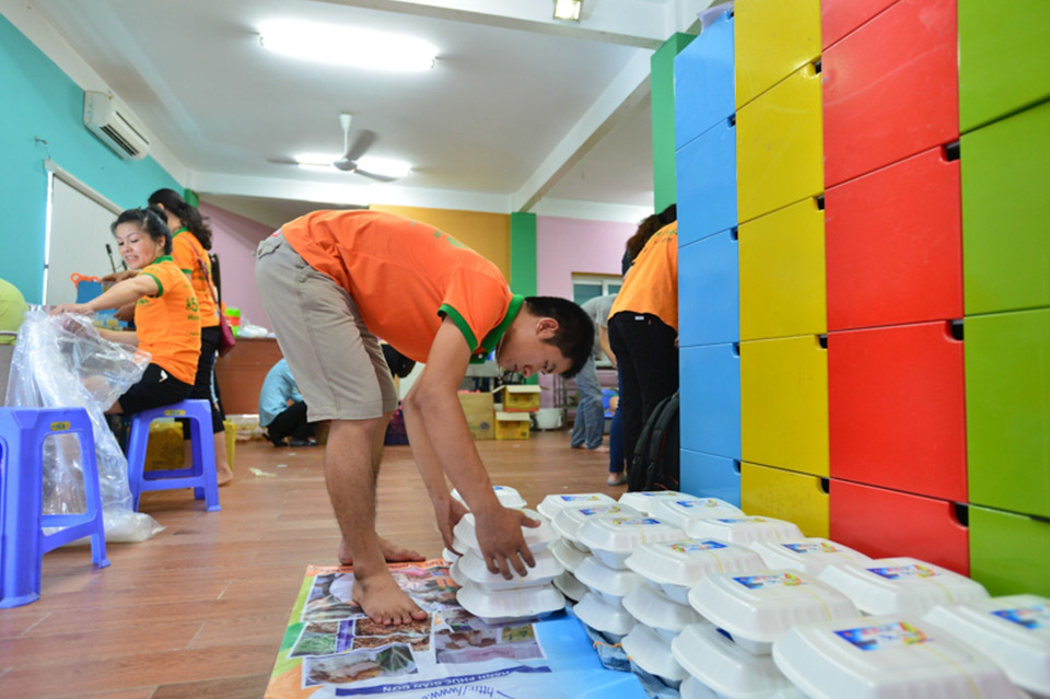 Buổi thi đầu tiên, sẽ có 800 suất cơm được phát miễn phí. (Ảnh: Minh Sơn/Vietnam+)