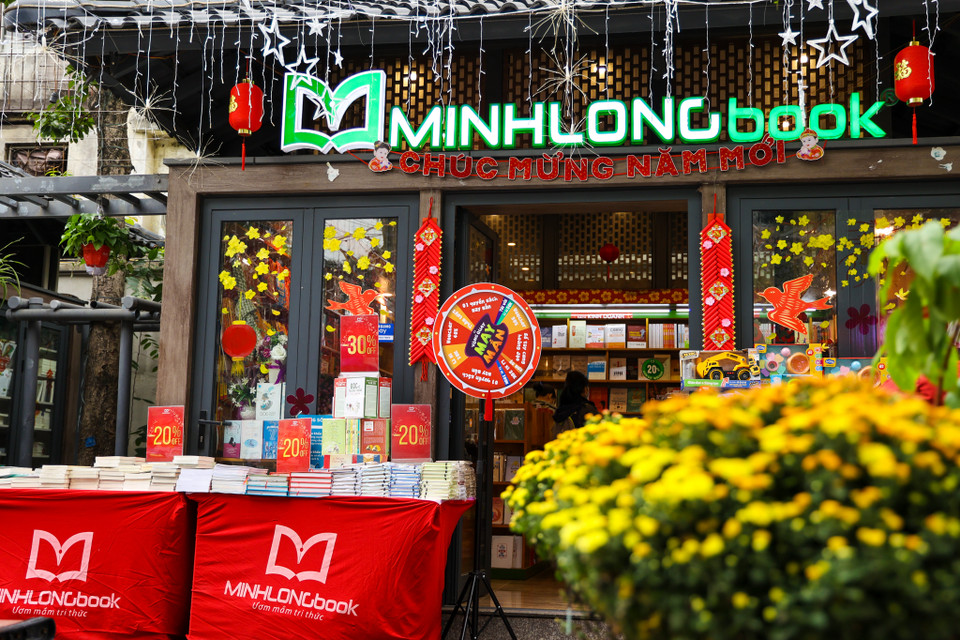 Điều đáng tiếc trong năm nay là việc Ban Tổ chức dừng khai mạc cũng như các buổi toạ đàm, trò chuyện về văn hoá đọc, về văn hoá Tết. (Ảnh: Minh Sơn/Vietnam+)