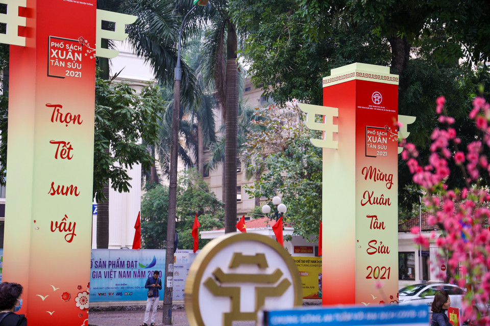 Với chủ đề 'Xuân trao tri thức - Trọn Tết sum vầy', người dân Thủ đô sẽ được chiêm ngưỡng một diện mạo mới đầy không khí Tết. (Ảnh: Minh Sơn/Vietnam+)