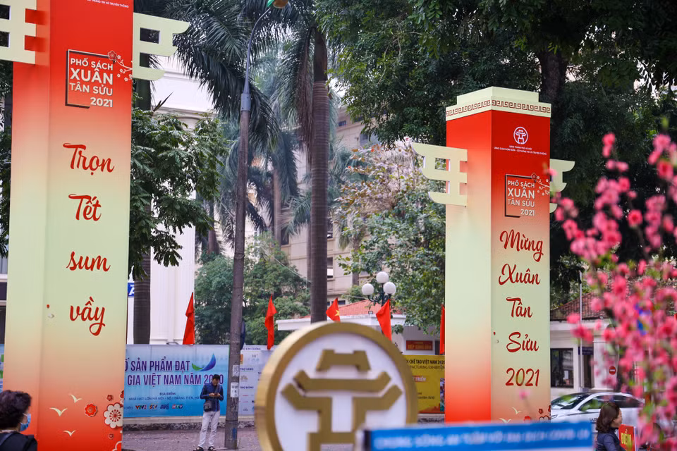 Với chủ đề 'Xuân trao tri thức - Trọn Tết sum vầy', người dân Thủ đô sẽ được chiêm ngưỡng một diện mạo mới đầy không khí Tết. (Ảnh: Minh Sơn/Vietnam+)