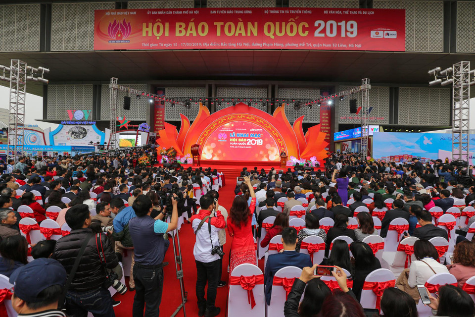 Với chủ đề 'Báo chí Việt Nam đổi mới, sáng tạo, trách nhiệm vì lợi ích của đất nước và nhân dân,' Hội báo toàn quốc 2019 đã chính thức khai mạc sáng 15/3 tại Bảo tàng Hà Nội. (Ảnh: Minh Sơn/Vietnam+)