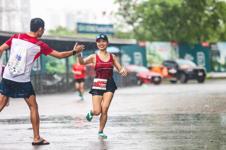 Những hình ảnh đẹp tại giải chạy Press Marathone. (Ảnh: Minh Sơn/Vietnam+)