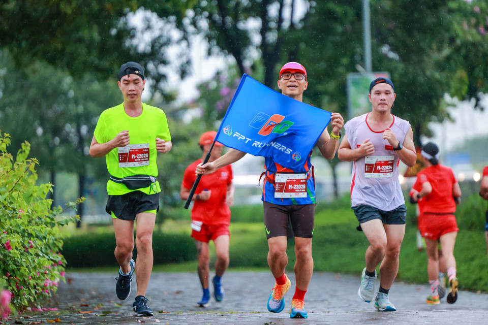 Đặc biệt năm nay ban tổ chức đã xây dựng cung đường 21,6 km mang ý nghĩa chúc mừng Ngày Báo chí Cách mạng Việt Nam 21/6. (Ảnh: Minh Sơn/Vietnam+)