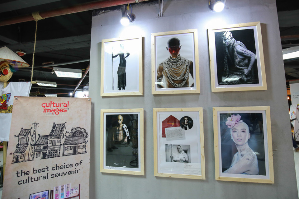 Tham gia triển lãm là các gian hàng đại diện của 15 ngành Công nghiệp sáng tạo Việt Nam như: xuất bản, thời trang, thủ công mỹ nghệ,… (Ảnh: Minh Sơn/Vietnam+)