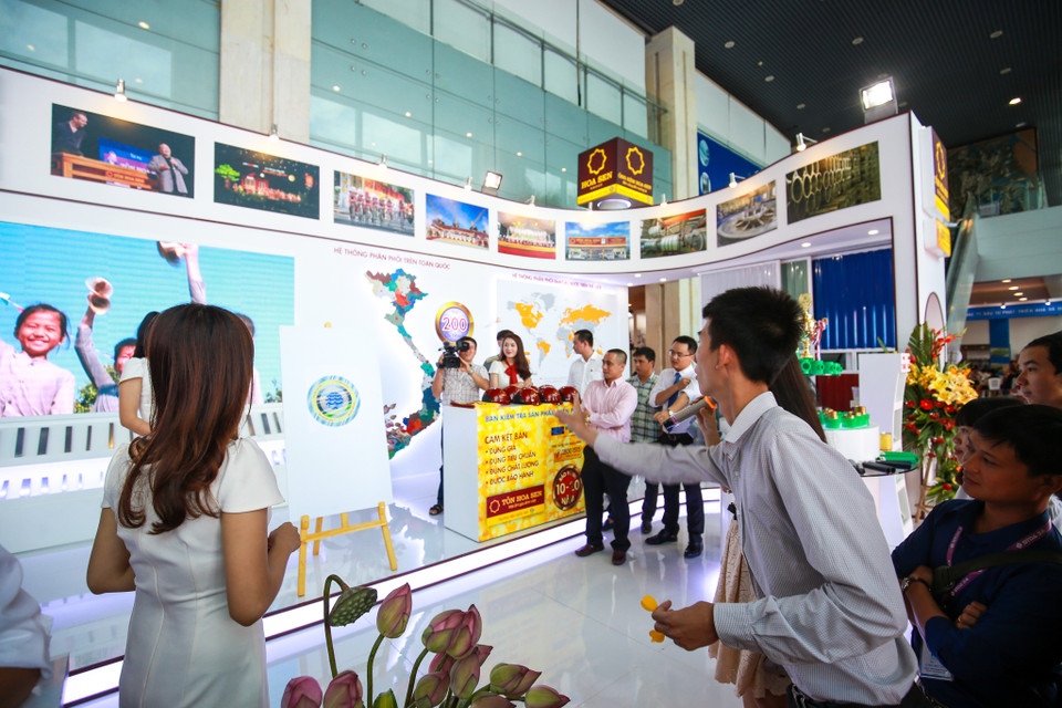 Tại VNREA EXPO năm nay, tập đoàn mang đến sản phẩm chủ đạo là ống nhựa Hoa Sen. 