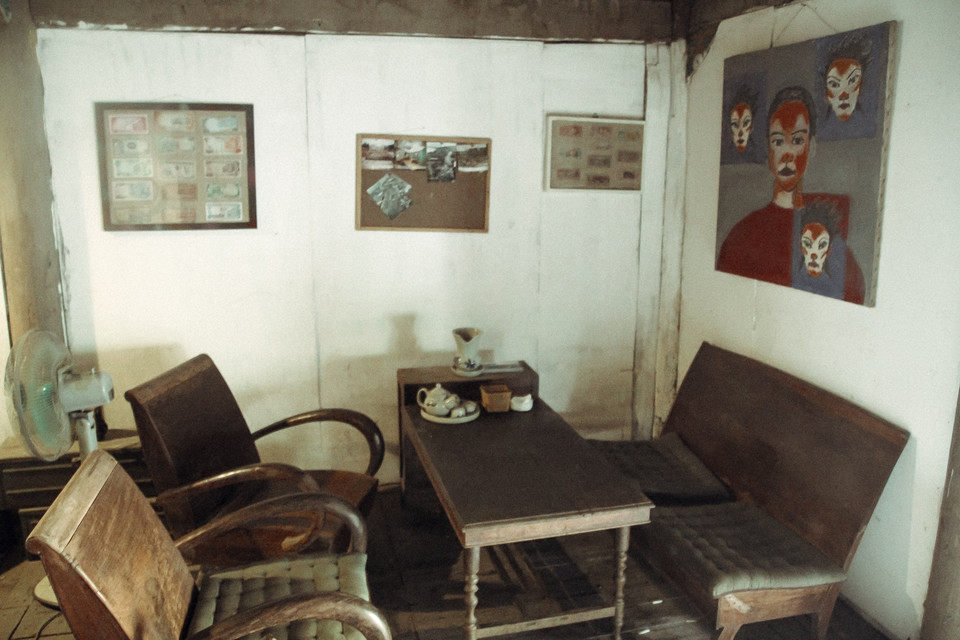 Có góc lại trang trí theo phong cách hoài cổ, mang cảm hứng thời kỳ bao cấp. (Ảnh: Minh Sơn/Vietnam+)