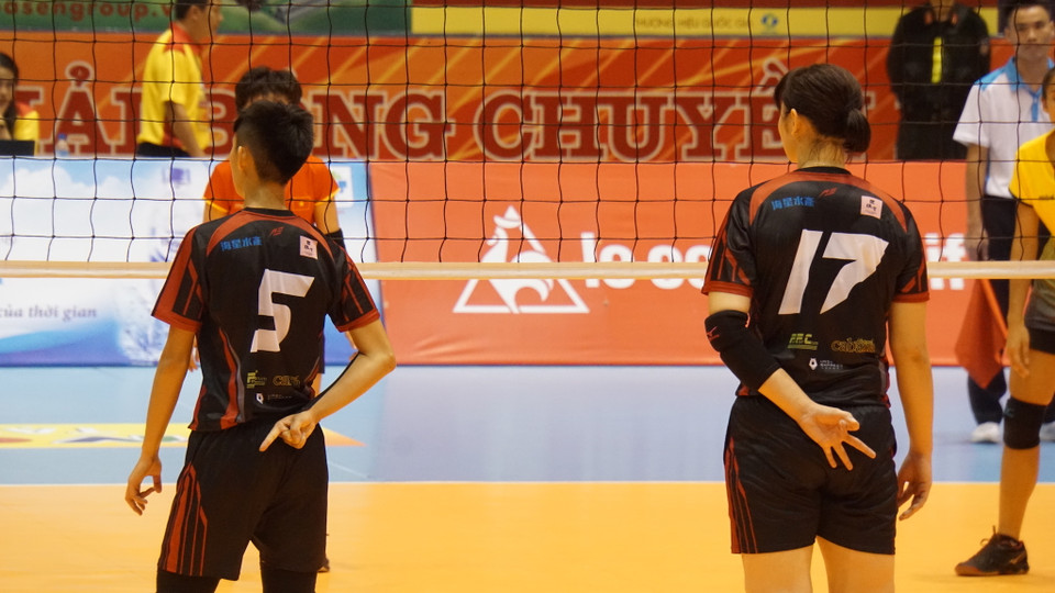 'Ám hiệu' phối hợp của các cô gái đội tuyển Đại học Đài Bắc Trung Hoa. (Ảnh: PV/Vietnam+)