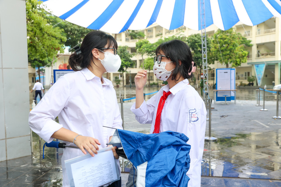 Trong ngày 13/6 các thí sinh sẽ tiếp tục thi môn Toán và Lịch sử. (Ảnh: Minh Sơn/Vietnam+)