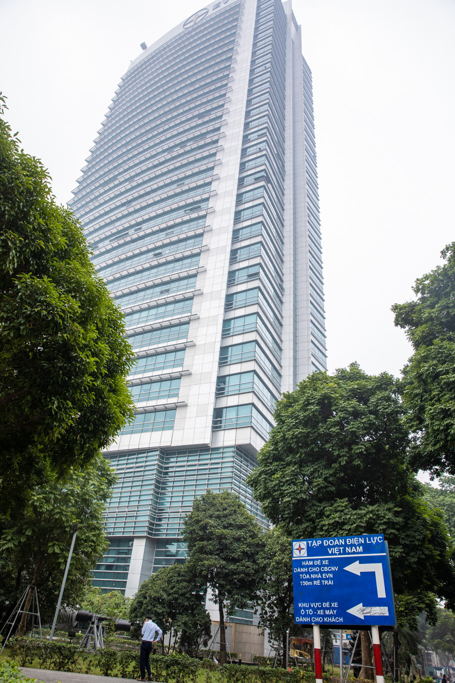 Nơi đây vào lúc 20 giờ 3 phút ngày 19/12/1946, các công nhân của nhà máy đã phá máy, tắt điện làm hiệu lệnh mở đầu toàn quốc kháng chiến. (Ảnh: Hoài Nam/Vietnam+)