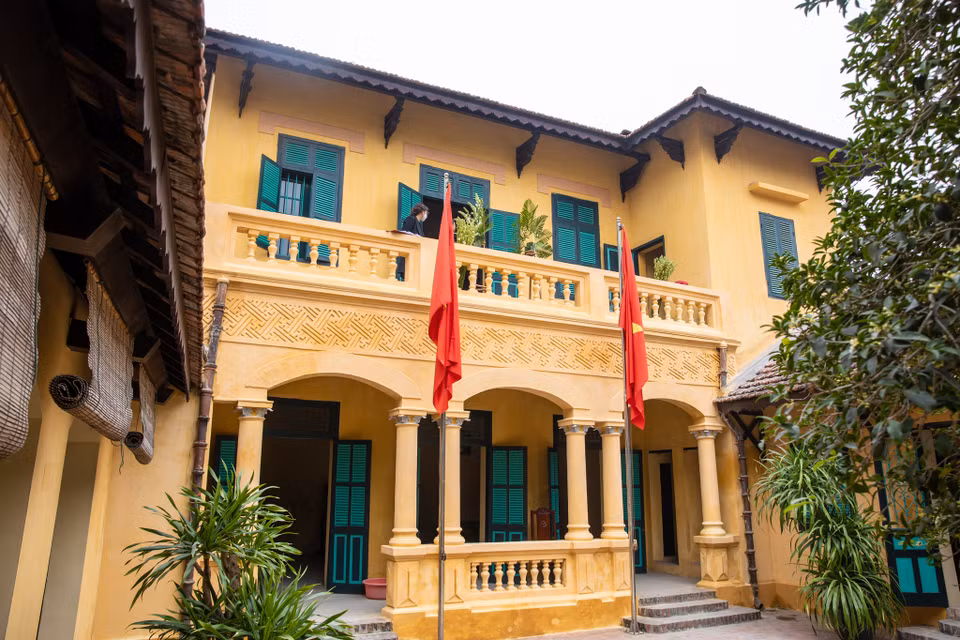 Trong 16 ngày, từ 3 đến 19/12/1946, Chủ tịch Hồ Chí Minh đã được cụ Nguyễn Văn Dương nhường lại toàn bộ căn gác 2 để ở và làm việc. (Ảnh: Minh Sơn/Vietnam+)