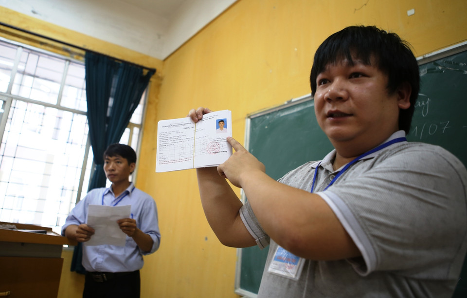 Trên thẻ dự thi sẽ có ảnh và các thông tin cá nhân của thí sinh như số báo danh, họ tên, ngày tháng năm sinh, các môn dự thi… (Ảnh: Minh Sơn/Vietnam+)