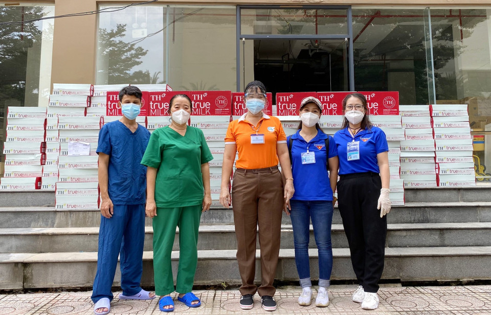 Các đợt trao tặng của TH liên tục thực hiện trong nhiều đợt, tại nhiều địa phương, kịp thời theo diễn biến dịch bệnh. (Ảnh: PV/Vietnam+)