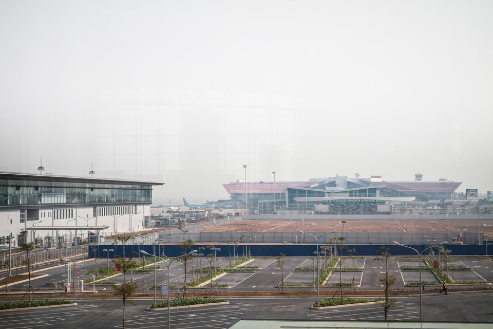 Chỉ mất khoảng 5 phút di chuyển giữa ga T1 với T2. (Ảnh: Minh Sơn–Hoàng Long/Vietnam+)