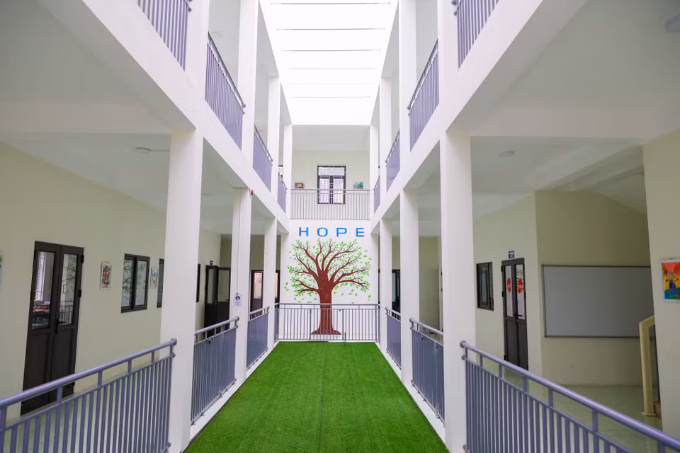 Tính đến nay, đã có khoảng hơn 5.000 học sinh được học tập và phát triển tại hệ thống những ngôi trường Hy vọng Samsung trên cả nước. (Ảnh: Minh Sơn/Vietnam+)