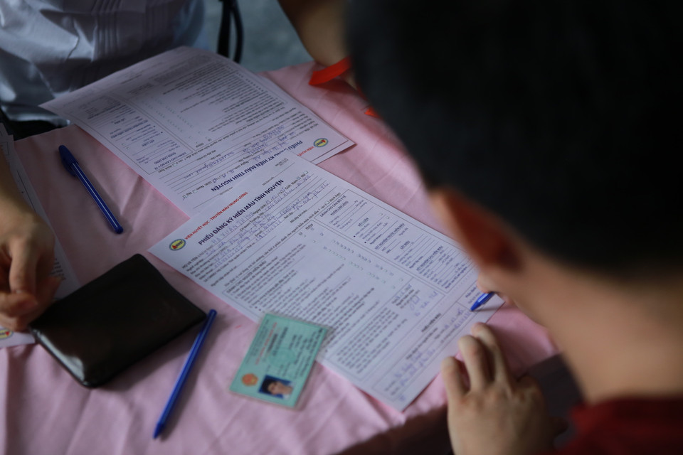 Sự kiện đã thu hút rất nhiều nhân viên từ các doanh nghiệp trên địa bàn Hà Nội nhằm thúc đẩy phong trào hiến máu với những người đi làm. (Ảnh: Minh Sơn/Vietnam+)