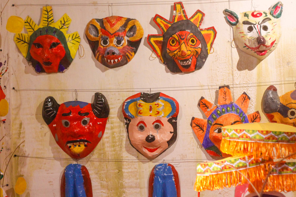 Trong không gian của di sản, Trung tâm Bảo tồn di sản Thăng Long – Hà Nội đã tái hiện những hình ảnh, âm thanh rộn rã của Tết Trung thu xưa. (Ảnh: Vietnam+)