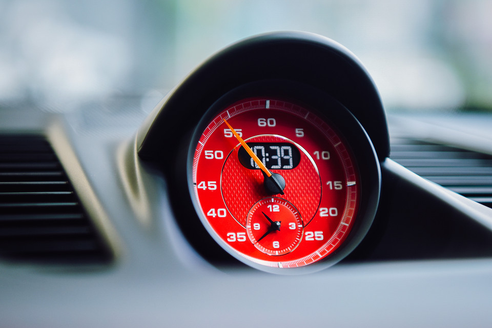 Các chức năng Connect Plus và ứng dụng chỉ số đường đua của Porsche (Porsche Track Precision) trang bị tiêu chuẩn, cho phép ghi lại chi tiết, hiển thị và phân tích dữ liệu lái xe trên điện thoại thông minh. (Ảnh: PV/Vietnam+)