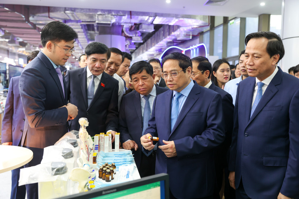 Cũng tại NIC Cơ sở Hòa Lạc, Triển lãm quốc tế Đổi mới Sáng tạo Việt Nam 2023 (VIIE 2023) đã chính thức diễn ra. (Ảnh: Minh Sơn/Vietnam+)