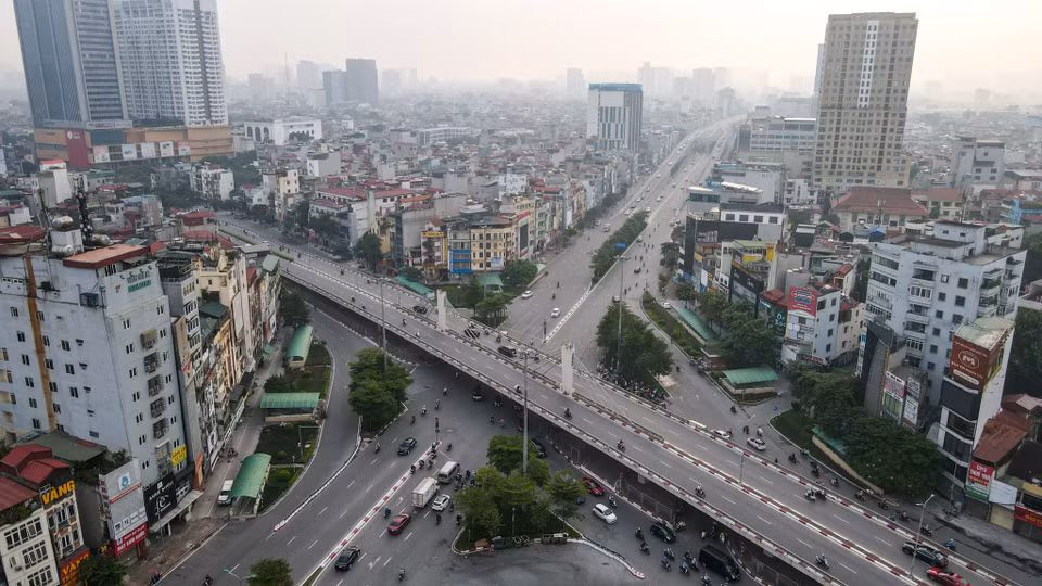 Sáng 21/9, sau khi kết thúc đợt giãn cách lần thứ 4, Hà Nội đã bước vào giai đoạn phòng, chống dịch mới. (Ảnh: PV/Vietnam+)