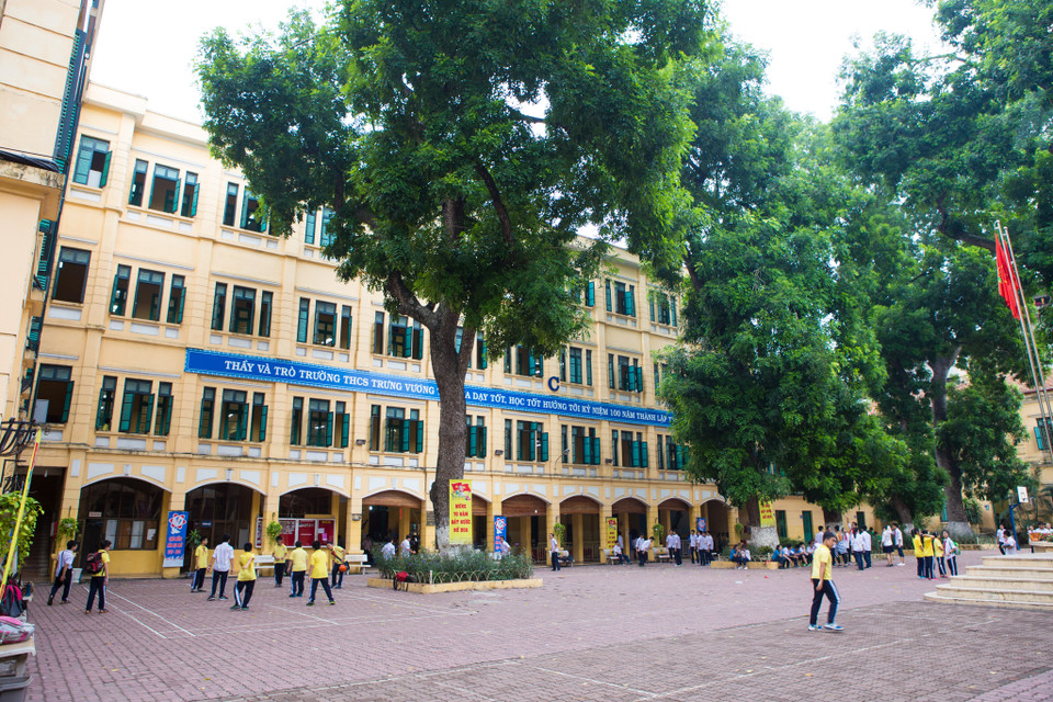 Sau năm 1945, trường bắt đầu đào tạo chung cho cả nam và nữ, sau đó đổi tên thành trường Trung học cơ sở Trưng Vương. (Ảnh: Minh Sơn/Vietnam+)