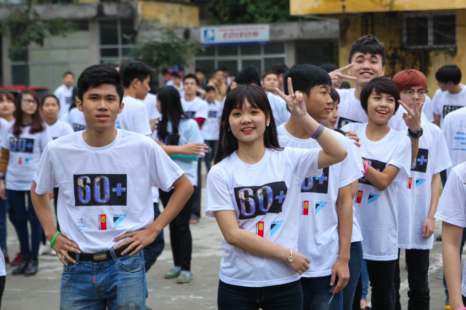 Chiến dịch Giờ Trái Đất năm nay do Bộ Công Thương chủ trì tổ chức với Đại sứ quán Đan Mạch tại Việt Nam và Quỹ Quốc tế bảo vệ thiên nhiên (WWF). (Ảnh: Minh Sơn/Vietnam+)