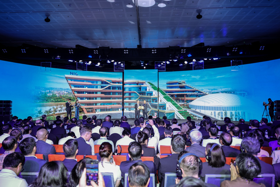 Ngày 1/10 tại Hà Nội, Trung tâm Đổi mới sáng tạo Quốc gia (NIC) dưới sự chủ trì của Bộ Kế hoạch và Đầu tư chính thức khai mạc Ngày hội Đổi mới sáng tạo Quốc gia Việt Nam 2024 và Innovate Viet Nam 2024. (Ảnh: Minh Sơn/Vietnam+)