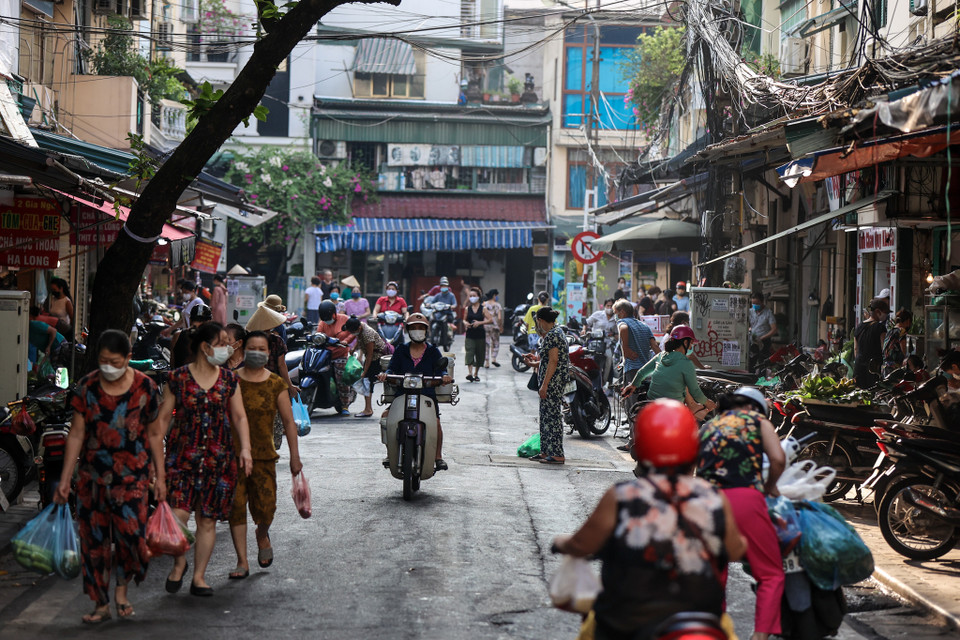 Chợ Hàng Bè thời điểm 7 giờ sáng. (Ảnh: Minh Sơn/Vietnam+)