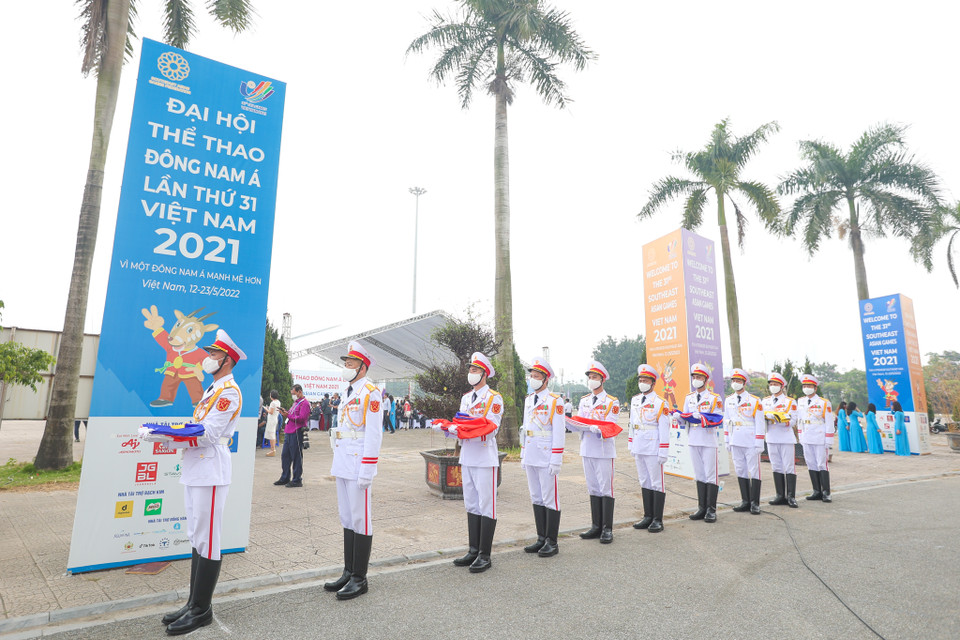 Sự kiện có sự tham dự của khoảng 400 người là đại biểu đại diện các Đoàn thể thao các quốc gia sẽ có mặt tại đại hội lần này, đại diện Đại sứ quán 10 nước Đông Nam Á tại Hà Nội…, phóng viên trong nước, quốc tế. (Ảnh: Minh Sơn/Vietnam+)