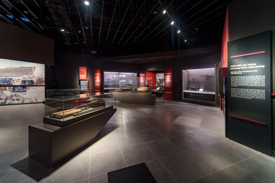 Bảo tàng hiện đang lưu giữ hơn 150.000 hiện vật, trong đó có 4 bảo vật quốc gia và nhiều hiện vật quý. (Ảnh: Minh Sơn/Vietnam+)