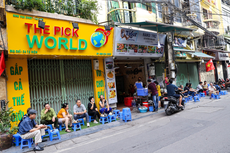 Việc phòng chống dịch tại Hà Nội nói riêng và các địa phương nói chung vẫn cần sự chủ động và nghiêm túc. (Ảnh: Minh Sơn/Vietnam+)