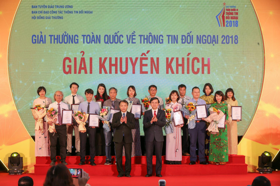Theo ban tổ chức, các tác phẩm dự thi có chất lượng chuyên môn cao, chủ đề, nội dung phong phú, đa dạng, đề cập tới mọi vấn đề của công tác thông tin đối ngoại, bảo đảm tính thời sự, kịp thời truyền tải đến bạn đọc trong nước và quốc tế những thông tin về các sự kiện chính trị, đối ngoại lớn của đất nước, các hoạt động hợp tác quốc tế nổi bật năm 2018... (Ảnh: Minh Sơn/Vietnam+)