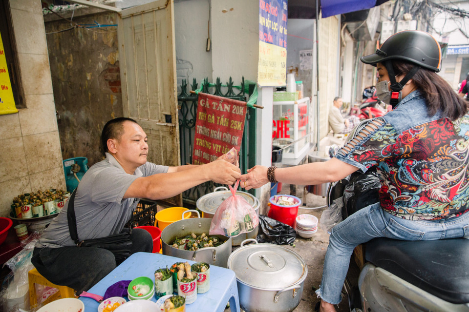 Sau khi thưởng thức, chắc chắn hương vị của món ăn này sẽ làm hài lòng cả những chiếc dạ dày khó tính nhất. (Ảnh: Minh Sơn/Vietnam+)