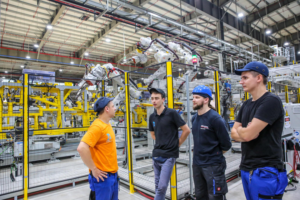 Tổ hợp nhà máy sản xuất ô tô, xe máy điện VinFast được triển khai trên khu đất rộng 335 ha tại khu công nghiệp Đình Vũ – Cát Hải, Hải Phòng. (Ảnh: Minh Sơn/Vietnam+)