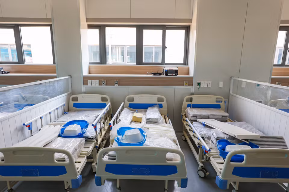 Dự án này sẽ được bàn giao lại cho Bệnh viện Đại học y điều hành từ đầu tháng 9/2021. (Ảnh: Minh Sơn/Vietnam+)