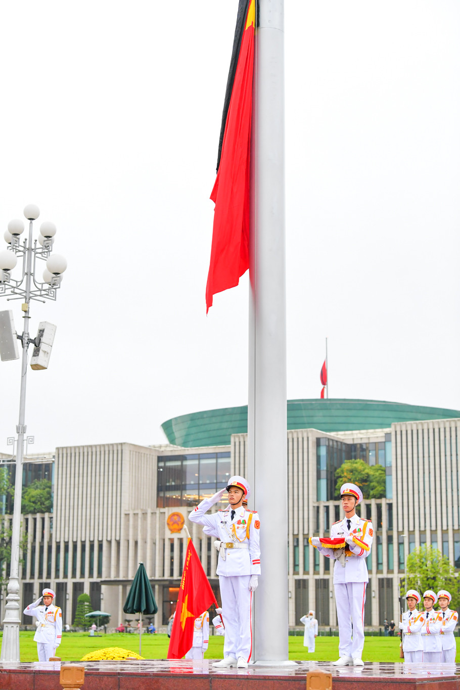 Lễ viếng nguyên Tổng bí thư Lê Khả Phiêu được tổ chức tại Nhà tang lễ quốc gia, số 5 Trần Thánh Tông, Hà Nội bắt đầu từ 8 giờ, ngày 14/8/2020 đến 12 giờ, ngày 15/8/2020. (Ảnh: Minh Sơn/Vietnam+)