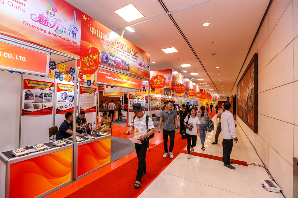 Vietnam AutoExpo 2019 là cơ hội để các doanh nghiệp giao lưu, tiếp cận khách hàng tiềm năng, quảng bá sản phẩm, góp phần thay đổi diện mạo ngành công nghiệp ôtô, xe máy Việt Nam. (Ảnh: Minh Sơn/Vietnam+)