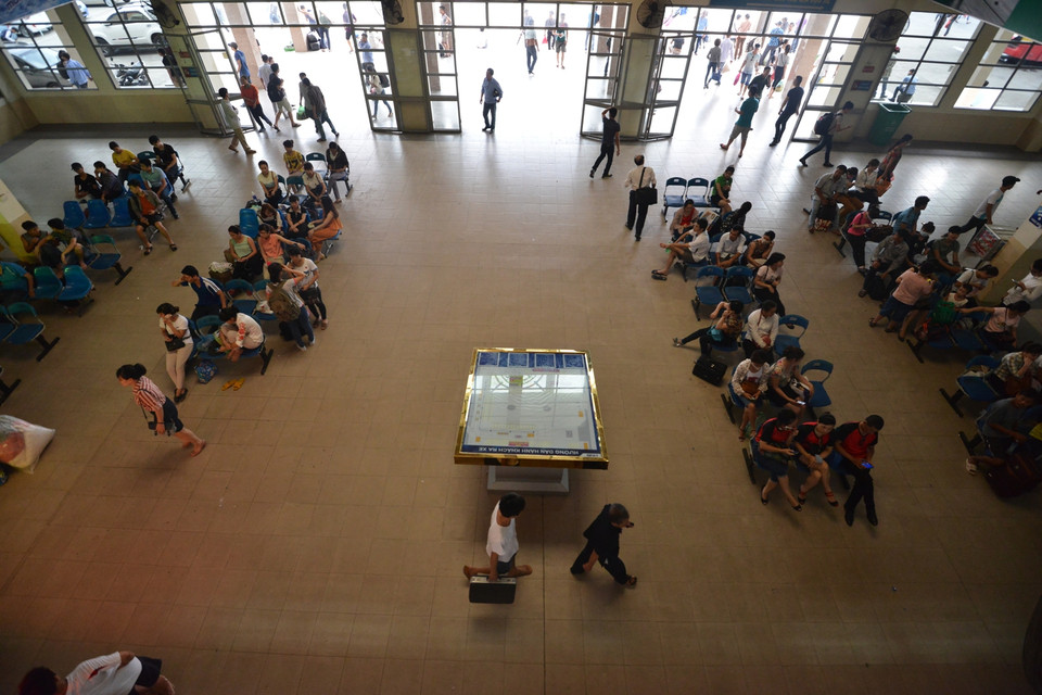 Cảnh vắng vẻ tại bến xe khách Mỹ Đình. (Ảnh: Minh Sơn/Vietnam+)