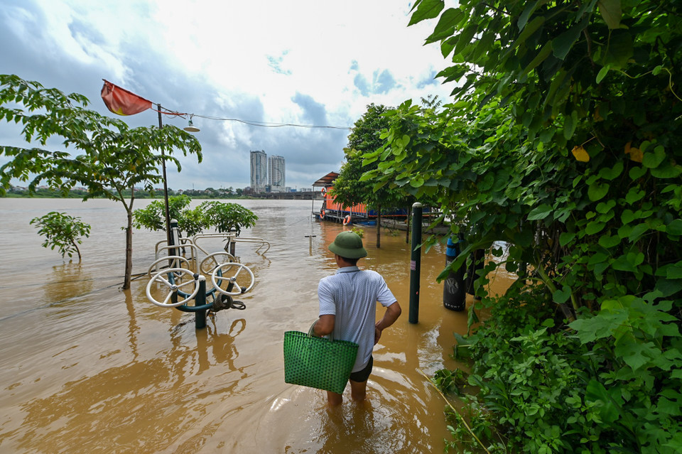 Do có mưa lớn, mực nước trên các sông suối khu vực thượng lưu lưu vực sông Hồng - Thái Bình sẽ lên lại và xuất hiện đợt lũ với biên độ lũ lên từ 1,0-3,0m. (Ảnh: PV/Vietnam+)