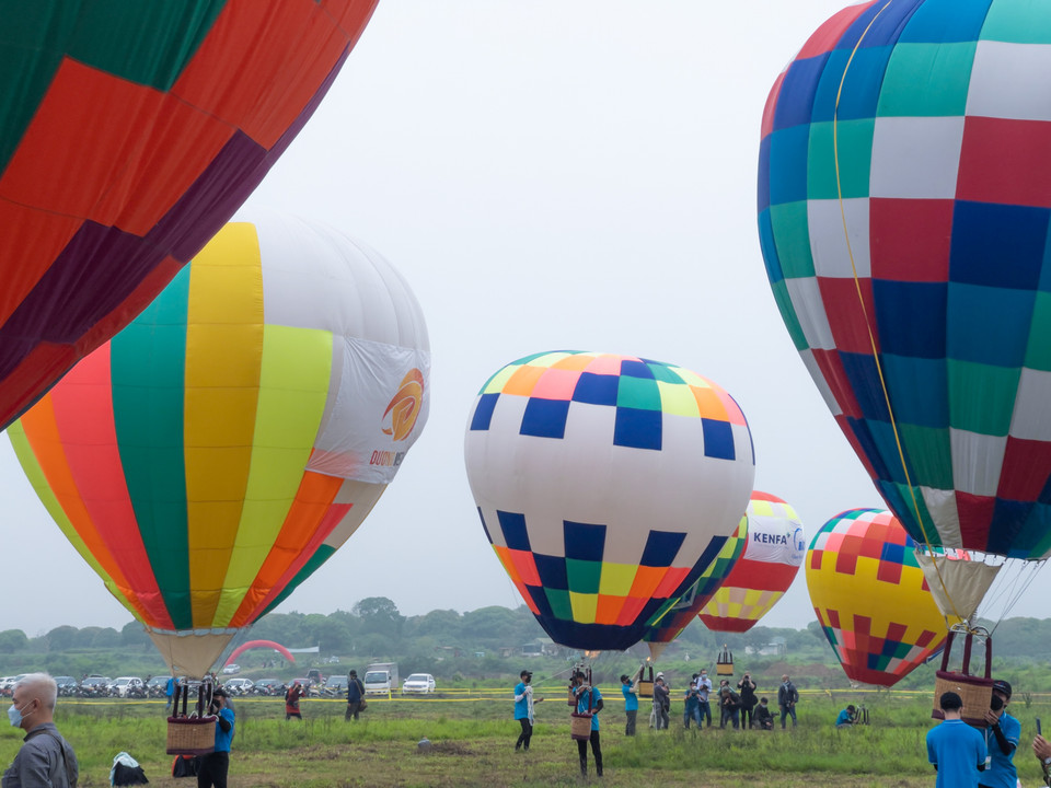 Du khách sẽ có dịp trải nghiệm hoạt động bay khinh khí cầu miễn phí tại sự kiện 'Hà Nội muôn màu.' (Ảnh: Minh Sơn/Vietnam+)