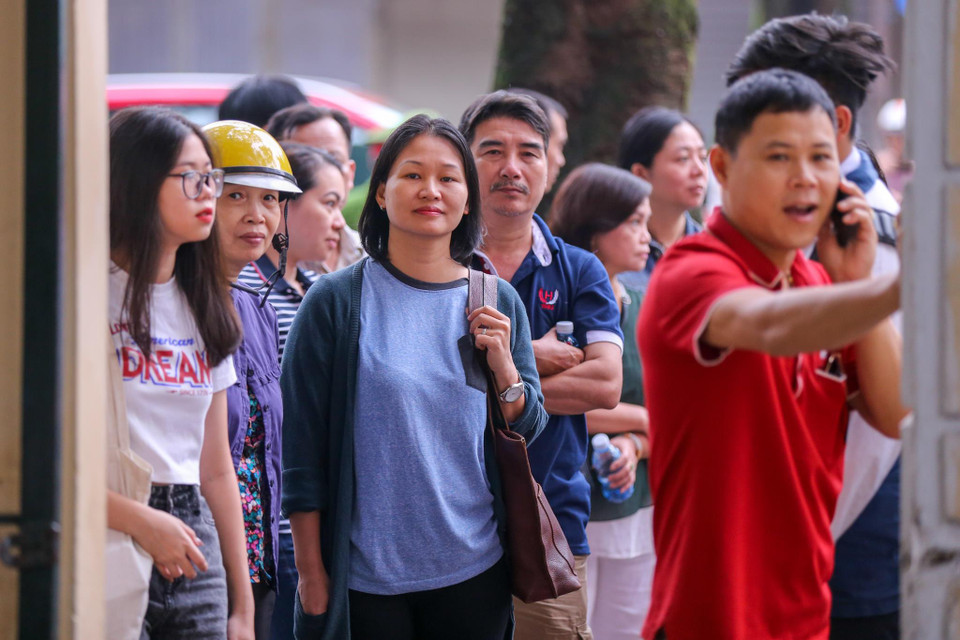 Đây là kỳ thi chuyển cấp quan trọng với thí sinh. Với nhiều thí sinh và phụ huynh, kỳ thi có áp lực tương tự như kỳ thi Trung học phổ thông quốc gia để xét tuyển vào đại học. (Ảnh: PV/Vietnam+)